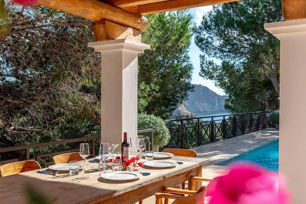 Beautiful Sea View Villa In Jondal San José